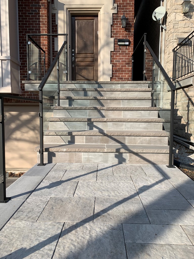 ahs exterior design