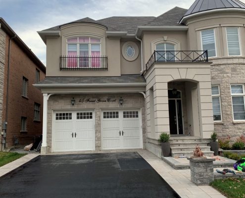 Toronto residential driveway sealing