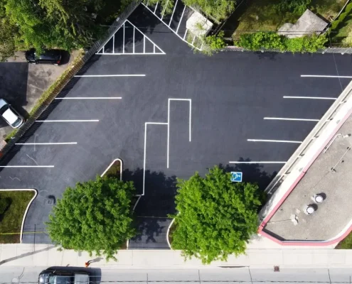 parking lot sealing and crack filling 1