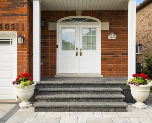 steps interlocking in woodbridge