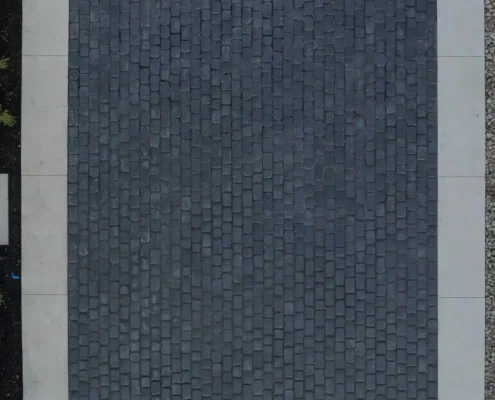 sealing driveway