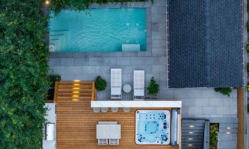 Outdoor pool and spa