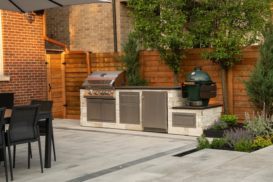 Outdoor Kitchen & Fireplace Design in Toronto and the GTA